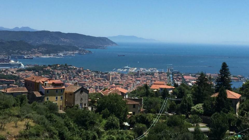 Apartment Casa Maia La Spezia